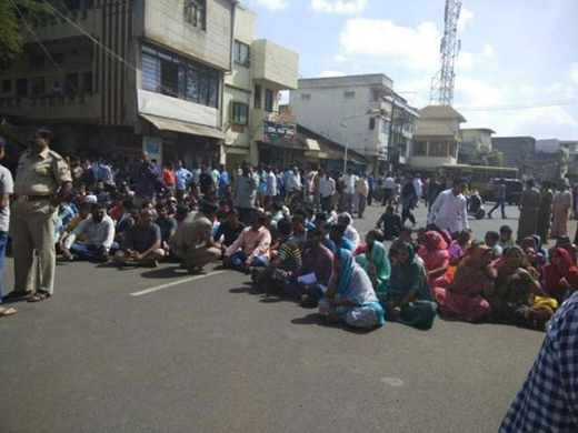 protest 4 dec 17